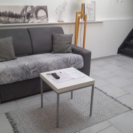 Duplex Denim Apartment Nimes Ngoại thất bức ảnh
